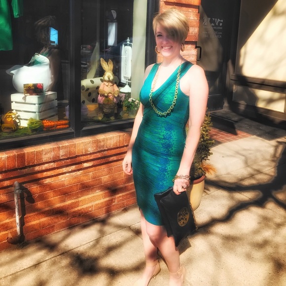 Meet your Posher, Cari - Picture 1 of 3